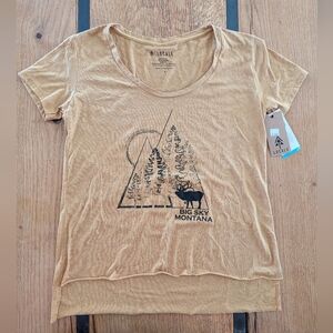 Earthy Yellow Crewneck Graphic Tee Big Sky Montana NWT